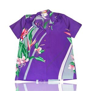 Sand Pebble of Hawaii Vintage 70’s Purple Floral Hawaiian Shirt Size MED: Aloha